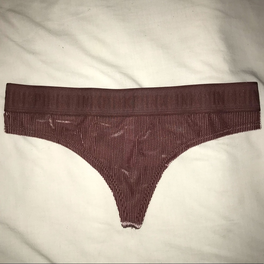VS PINK THONG